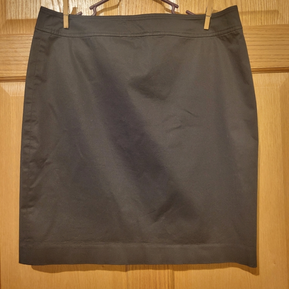 LOFT Navy Knee-Length Pencil Skirt Work